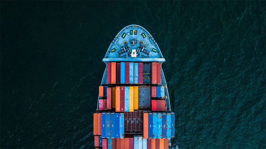 Перевозка контейнеров по морю